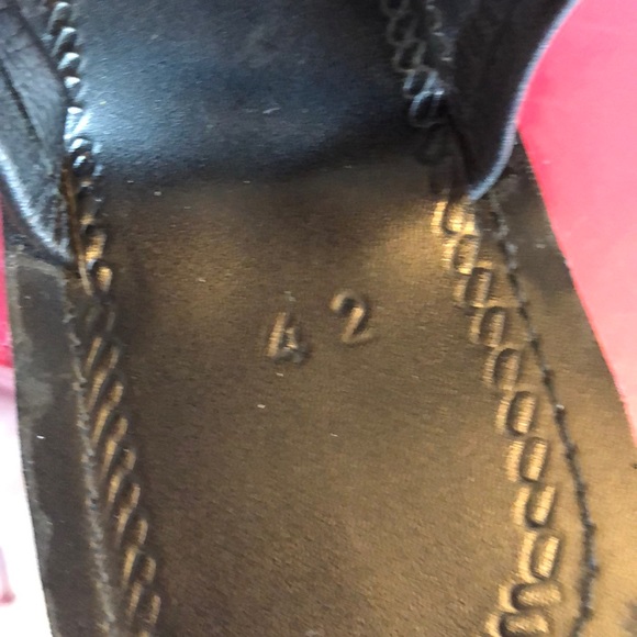 Beaded Boho Sandals - Picture 5 of 10